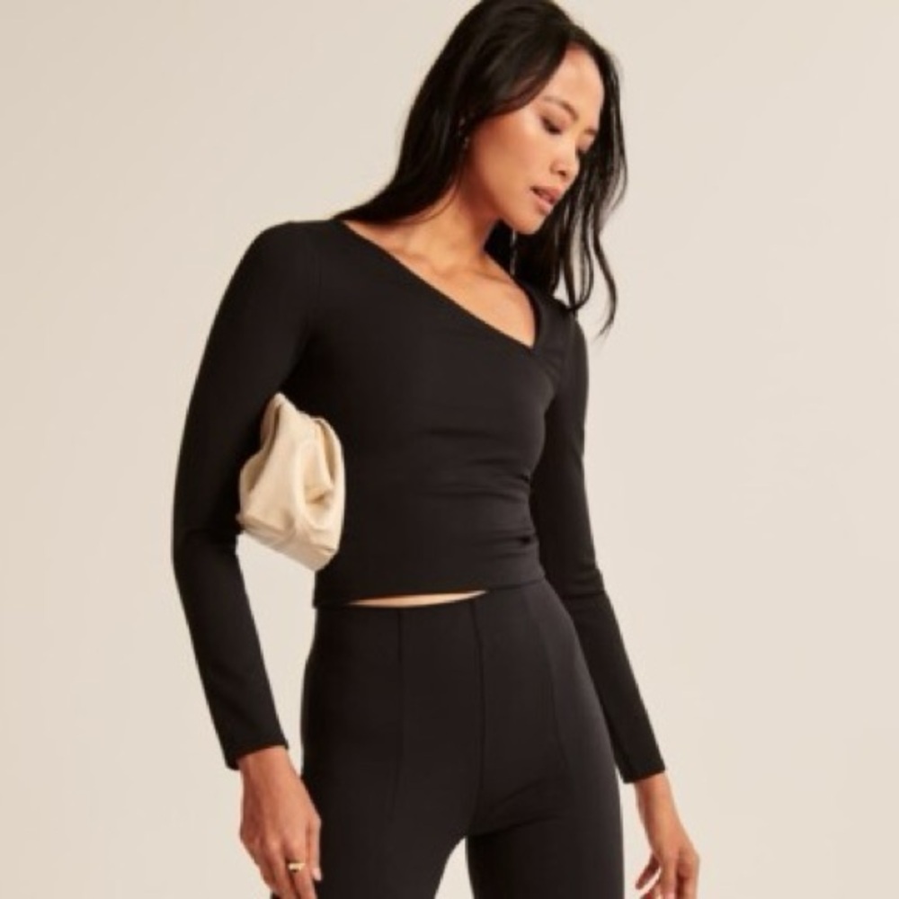 Abercrombie & Fitch Brown Asymmetrical Neck Long-Sleeve Top